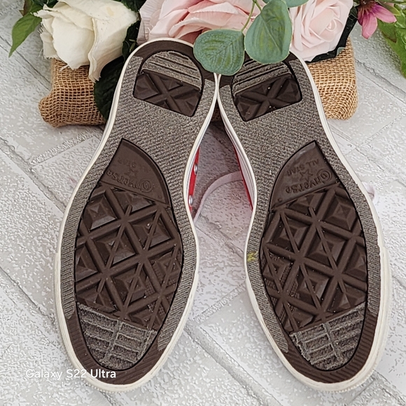 Converse Women's Red Canvas Sneakers - Picture 5 of 6